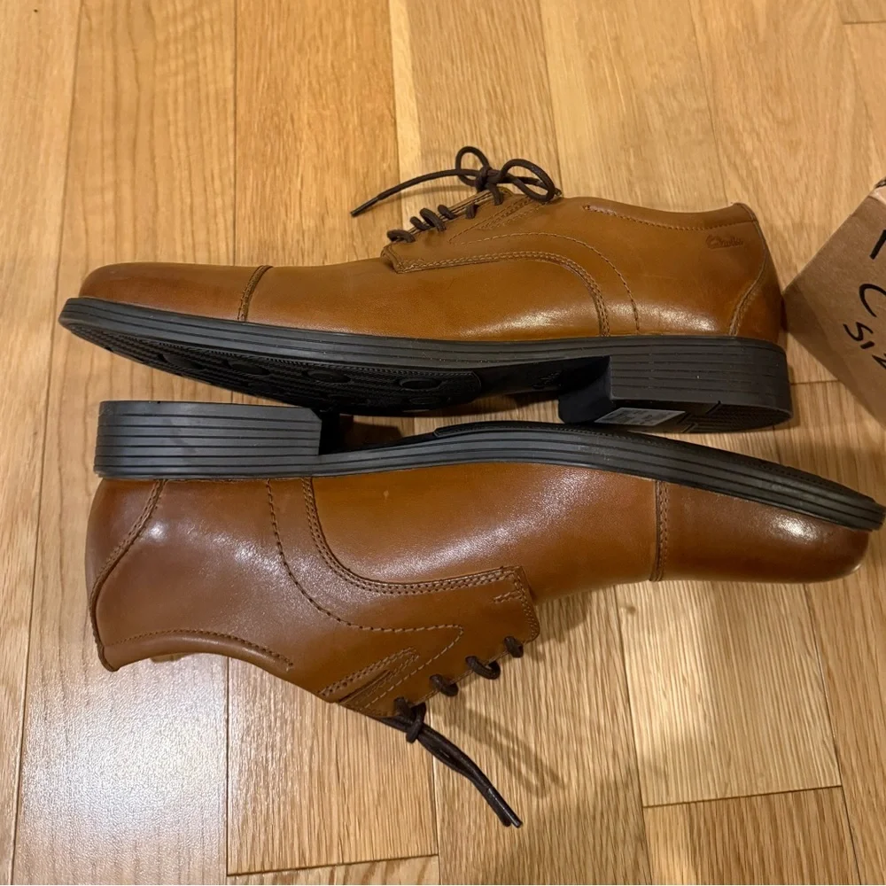 CLARKS men’s Whiddon Cap-Toe Oxfords Shoo